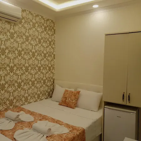 Old Konstantinei Appartement