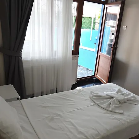 Old Konstantinei Apartment