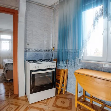 Old Konstantinei Apartment *