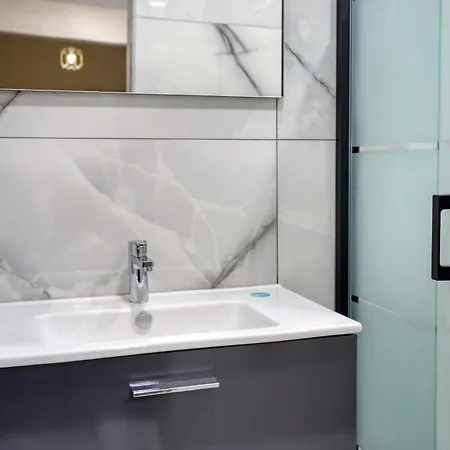 Apartment Old Konstantinei