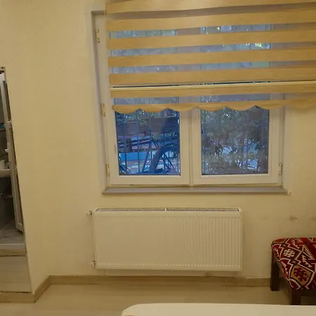 Old Konstantinei Apartmán *
